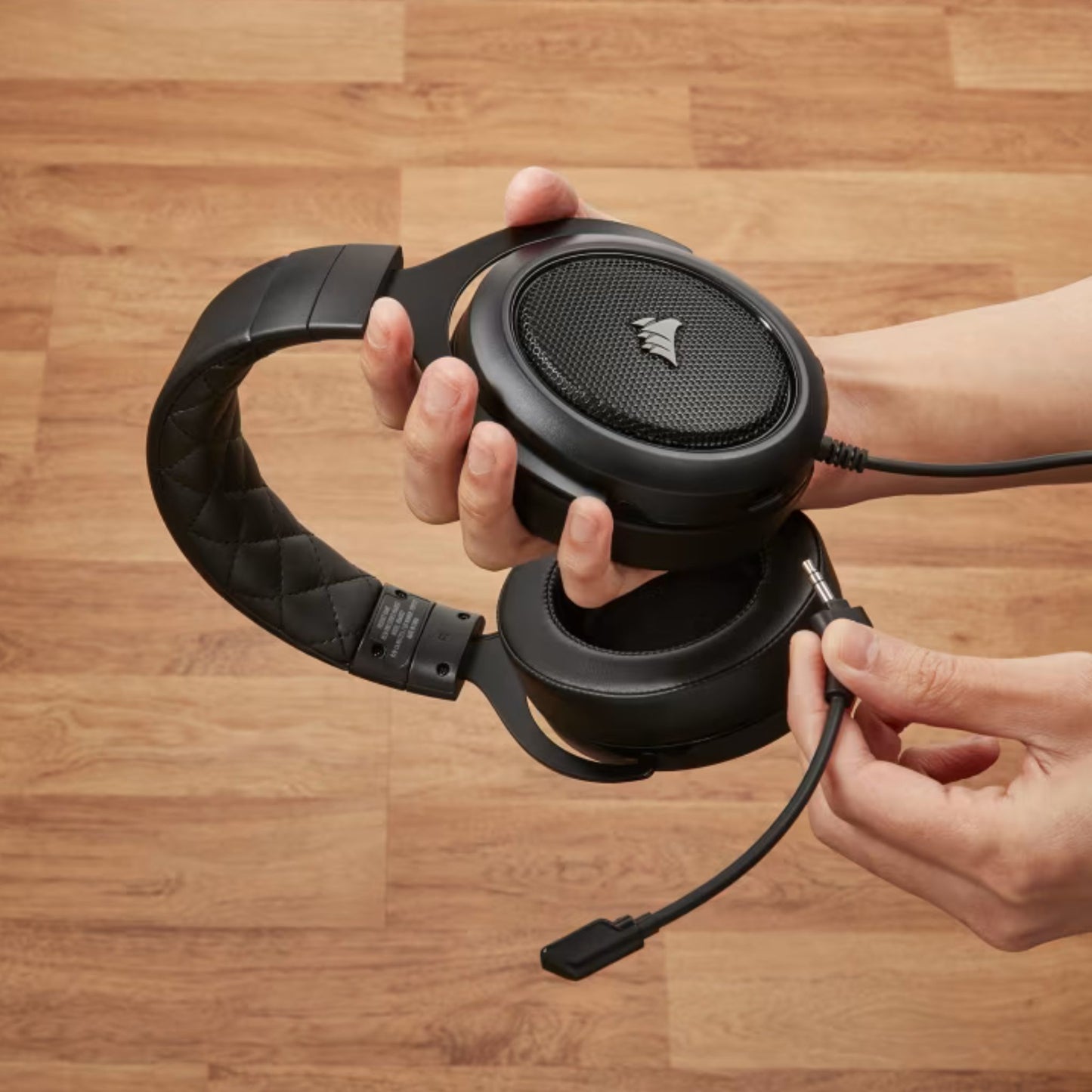 CORSAIR HS50 PRO STEREO Gaming Headset — Carbon