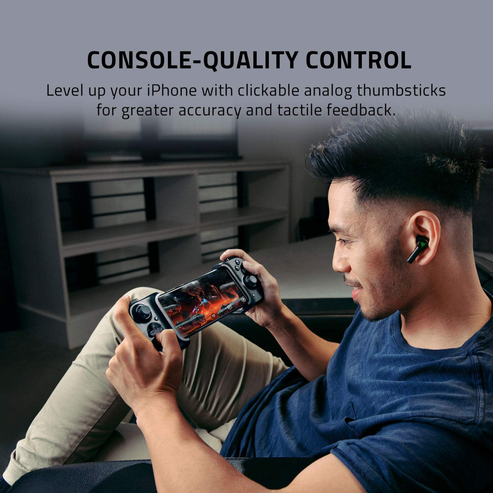 Razer Kishi - For IPHONE: Universal Gaming Controller with LIGHTNING PORT, Ergonomic Design - RZ06-03360100-R3M1 - Black
