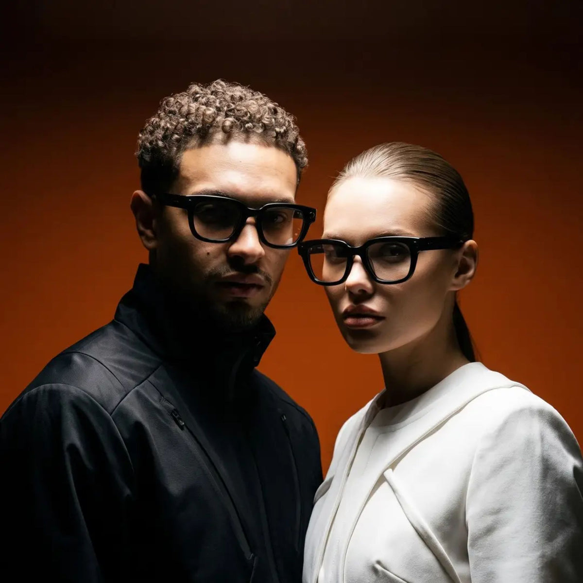 Porodo Lifestyle Optiqa AI Smart Glasses With Built-In High-Resolution Camera - Black