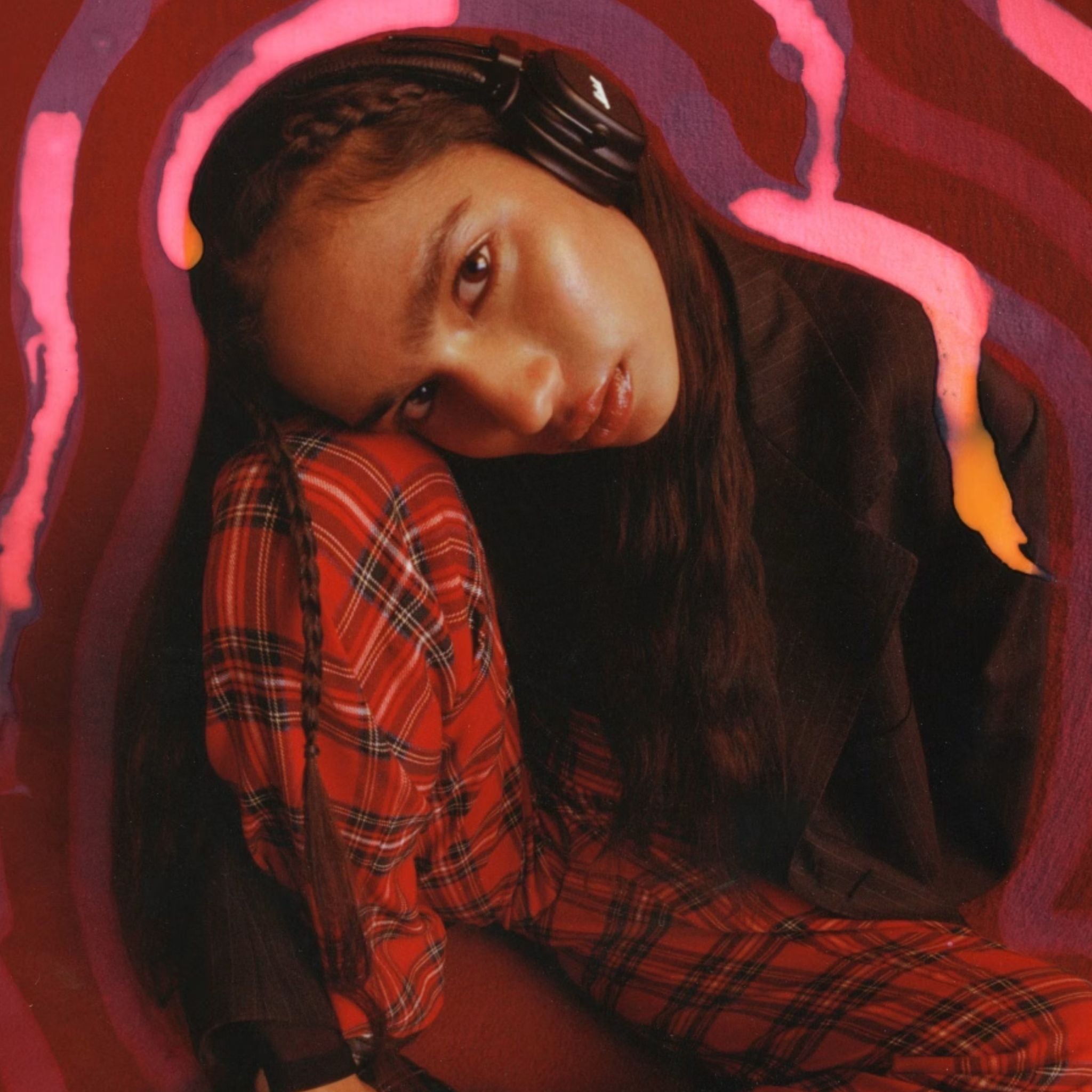 Marshall Major V Wireless On-Ear Headphones with Rugged & Foldable Design, Wireless Charging, 3 Hours Charging Time, Customizable M-Button, Bluetooth Version 5.3, Up to 100 Hours Play Time - Black