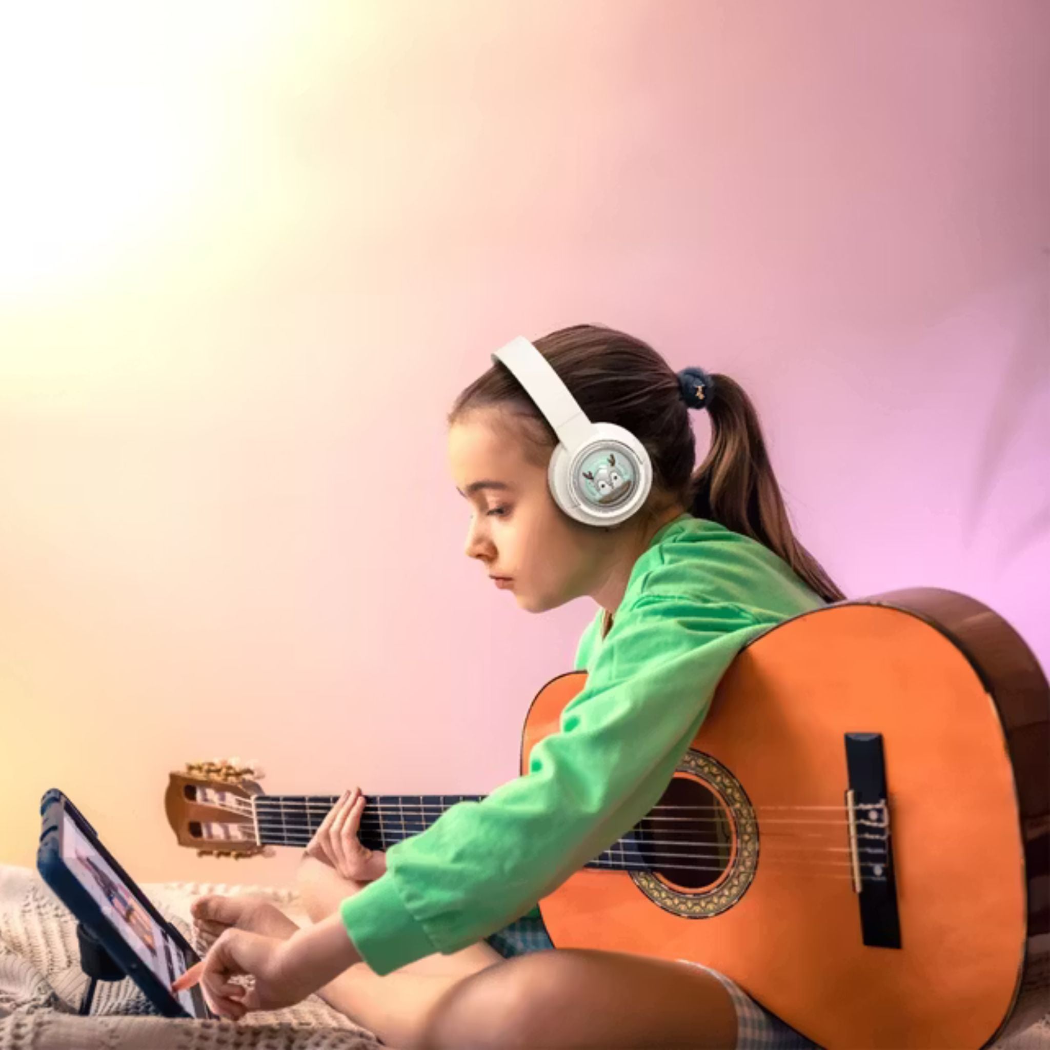 Porodo Soundtec Moose Wireless Kids Headphones with LED Lights, 40mm Speaker, 20 Hours Play Time, Bluetooth 5.3, 400mAh Battery, USB-C Charging Port, Comfort Cushions