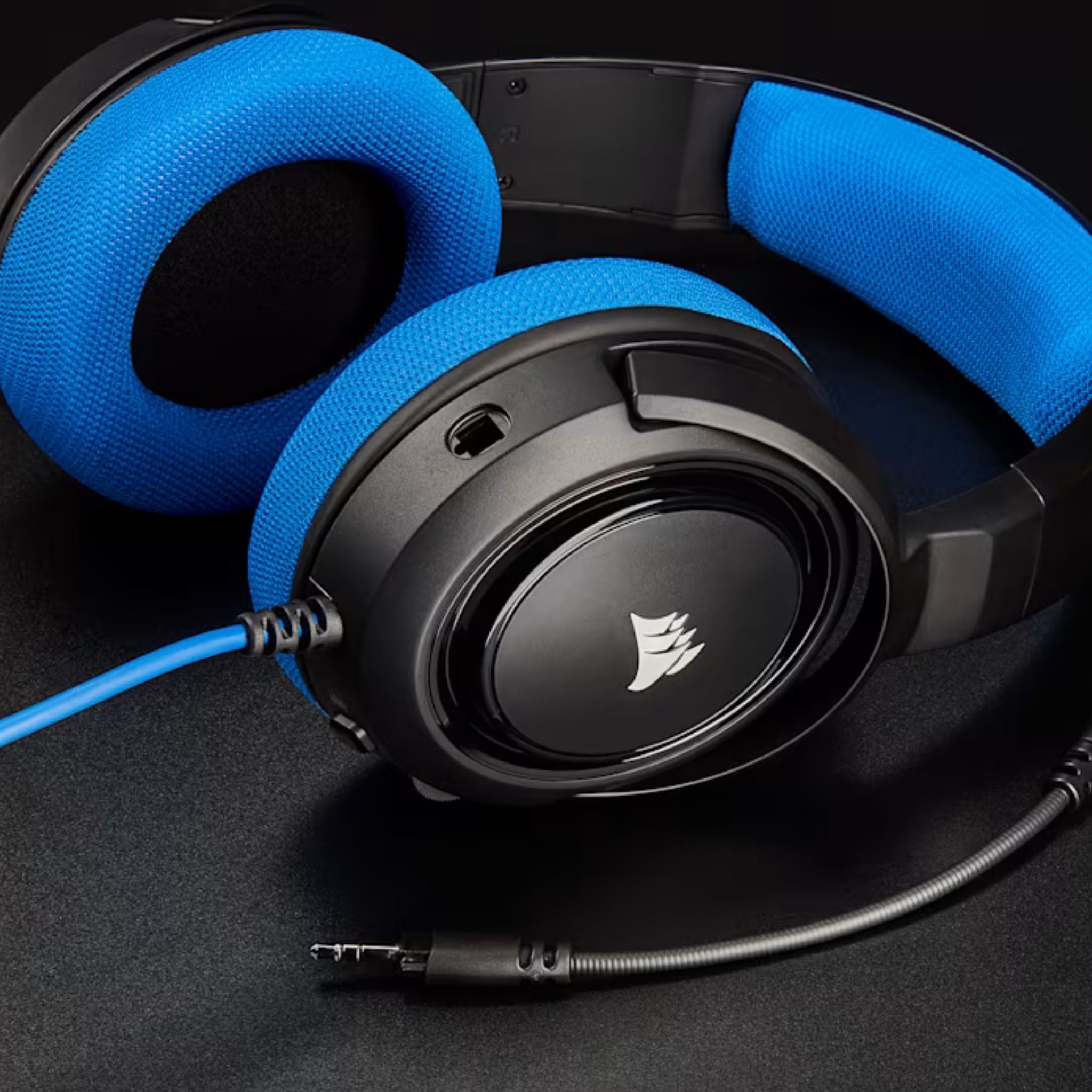 CORSAIR HS35 Stereo Gaming Headset, Blue