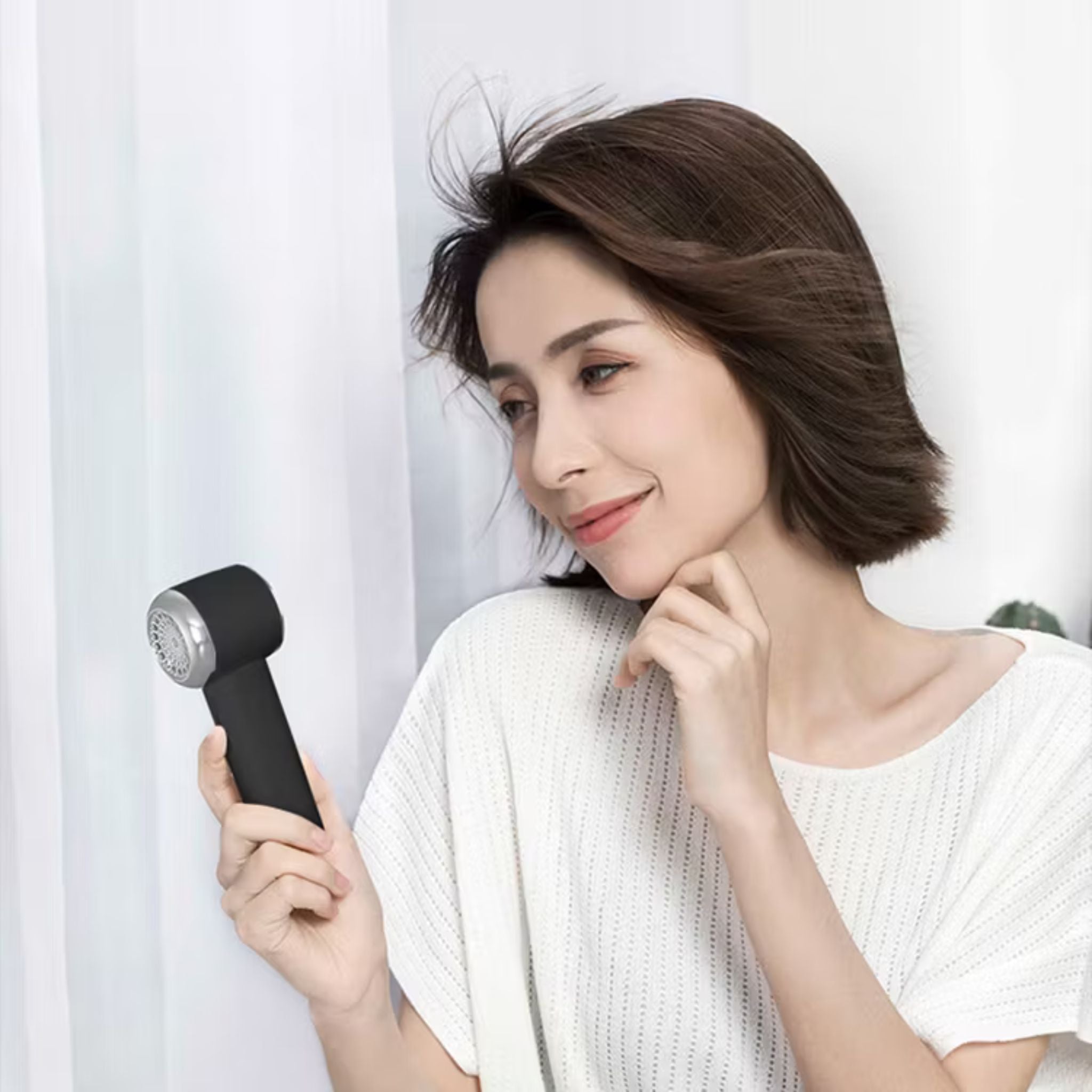 Porodo Lifestyle Handheld Turbo Fan For Outdoors, Concentrator Nozzle, Secure Comfort, 4 Speeds, 4000mAh battery, Up to 13 Hours Working Time - Black