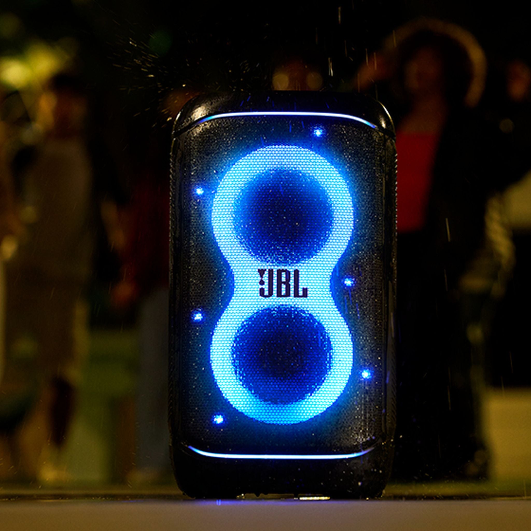 JBL PartyBox 520 Portable Bluetooth Speaker, 400W Output Power, 40 Hz-20 kHz Frequency Response, AI Sound Boost, Lightshow, Auracast Multi-Speaker Connection, IPX4 Splash Proof - Black