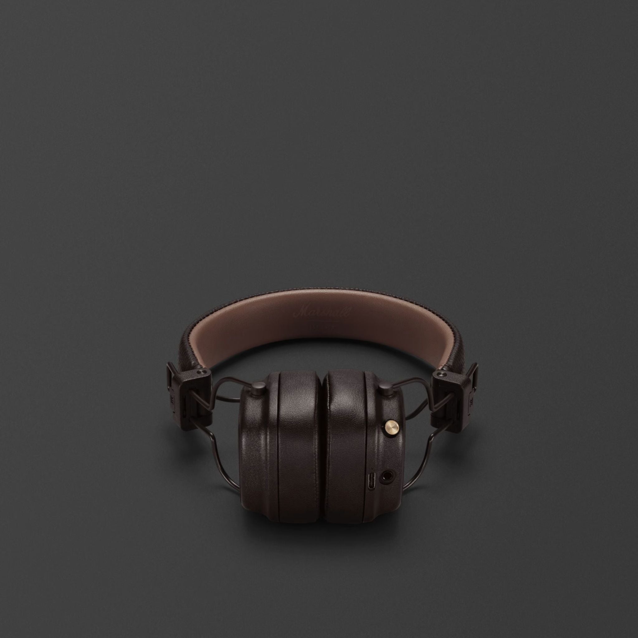 Marshall Major IV On-Ear Wireless Headphones, Foldable Design, 80 Hours of Wireless Play Time, Bluetooth Multipoint Connectivity, Fast & Wireless Charging, Bluetooth Version 5.0, 3 Hours Charging Time, 10 m Bluetooth Range - Brown