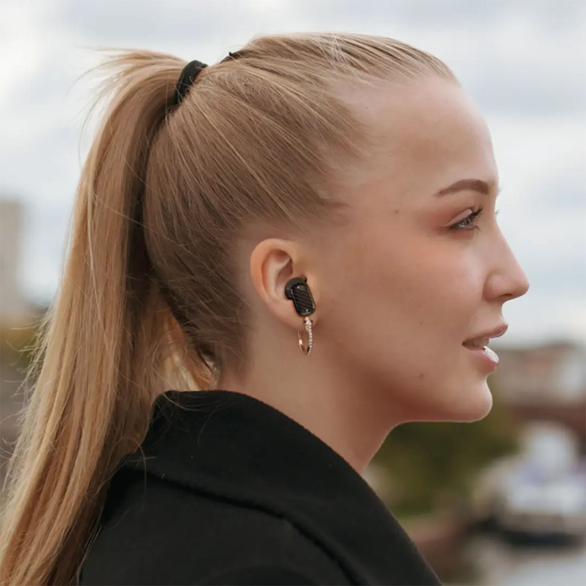 Green Lion Geneva True Wireless Earbuds with Dual Microphones, Up to 4 Hours Play Time, Bluetooth Version 5.4, 10m Transmission Range, USB-C Charging Port, Voice Assistant, Digital Display & Touch Controls, Up to 180 Days Standby Time - Black