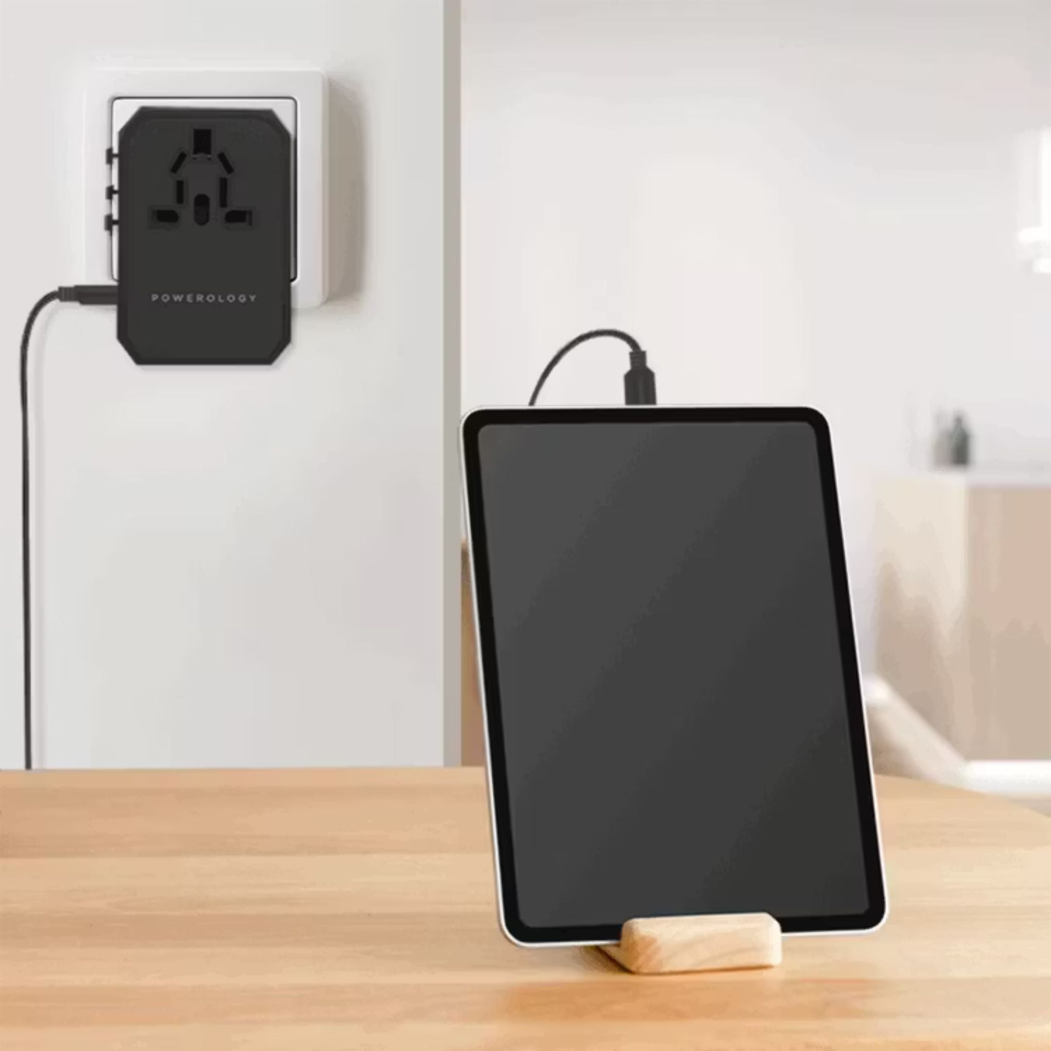 Powerology Universal Multi-Port Travel Charger with 45W Power Delivery, 8A Dual Fuse, Simultaneous Charging, Built-in Safeguards, Fast Charging, Active Protect - Black