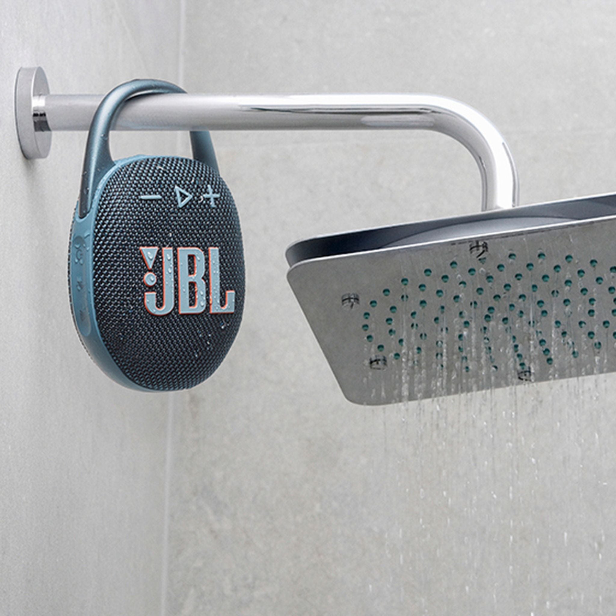JBL Clip 5 Ultra-portable waterproof speaker with AURACAST, Powerful Audio, Dustproof, Wireless Bluetooth Streaming, 12 Hours of Playtime,Blue